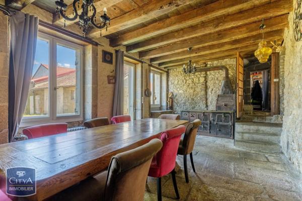 Maison à vendre 7 pièces 242m²