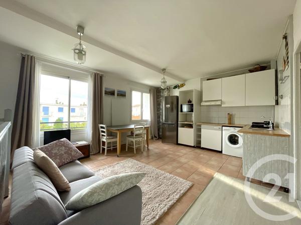 Appartement T3 à vendre  3 pièces - 52,19 m 2   ROYAN  - 17