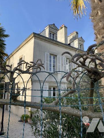 Maison Exceptionnelle avec Vue sur le Port de Saint-Goustan
