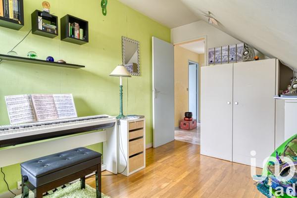 Maison 6 pièces de 125 m² à Baillet-en-France (95560)