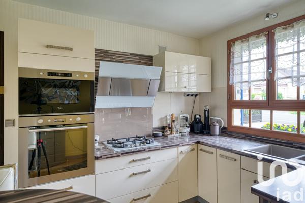 Maison 6 pièces de 125 m² à Baillet-en-France (95560)