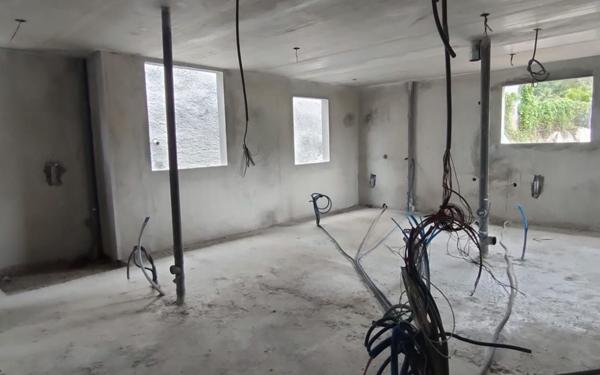 Appartement à vendre    3 pièces • 73 m2 Les Trois-Îlets