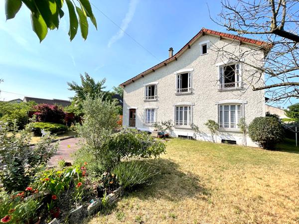 Maison Conflans Sainte Honorine 7 pièce(s) 242 m2 €575 000 ** - Référence 7279