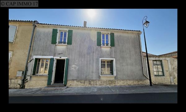 Maison de 298 m² en vente à CDA LA ROCHELLE