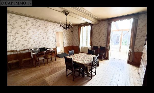 Maison de 298 m² en vente à CDA LA ROCHELLE
