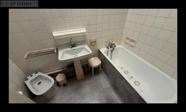 Maison de 298 m² en vente à CDA LA ROCHELLE