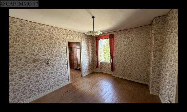 Maison de 298 m² en vente à CDA LA ROCHELLE