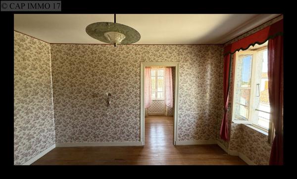 Maison de 298 m² en vente à CDA LA ROCHELLE