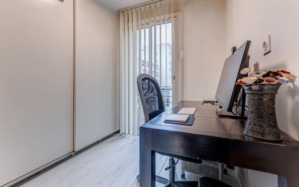 Appartement à vendre    2 pièces • 49 m2 Nice