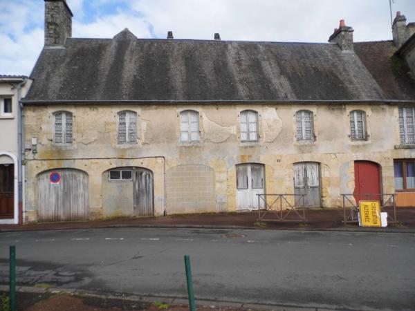 Dpt Calvados (14), à vendre FALAISE maison P7 de 160 m² habitables
