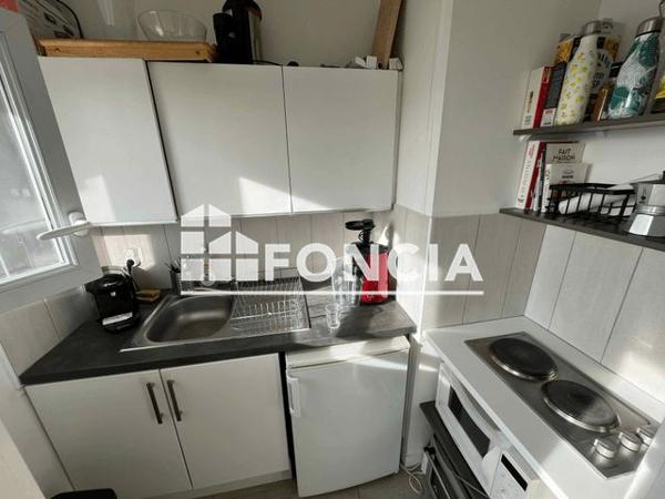 Location Studio 31.3 m² - RABELAIS PERRAULT Tours 37000