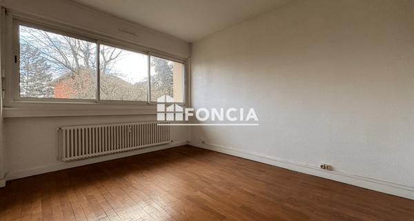 Location Appartement 2 pièces 48.2 m² - Sainte-foy-lès-lyon 69110