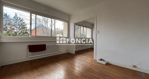 Location Appartement 2 pièces 48.2 m² - Sainte-foy-lès-lyon 69110