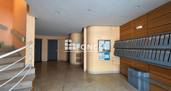 Location Appartement 2 pièces 48.2 m² - Sainte-foy-lès-lyon 69110