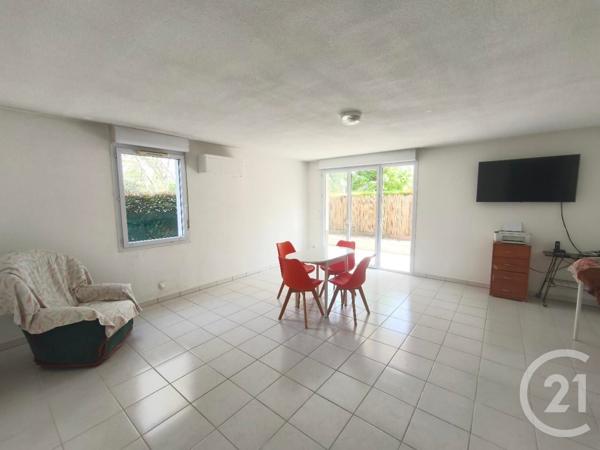 Appartement à vendre  3 pièces - 68 m 2   AGEN  - 47