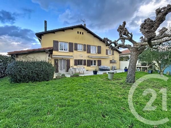 Appartement à vendre  3 pièces - 68 m 2   AGEN  - 47
