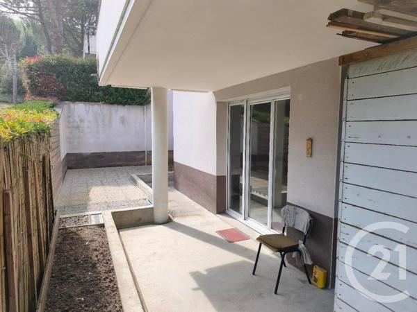 Appartement à vendre  3 pièces - 68 m 2   AGEN  - 47