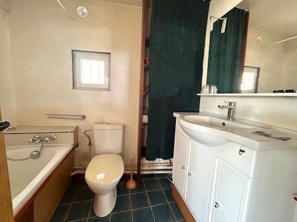 Maison d’environ 70 m² sur terrain plat de 290 m² 399 000 €