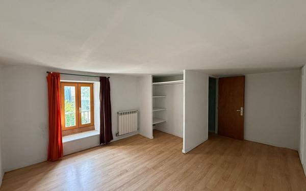 Maison à louer    4 pièces •  Orthez