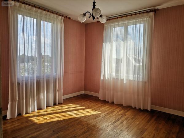 Maison à vendre à Montfort-sur-Meu en Ille-et-Vilaine (35160), ref : 048-V1214M