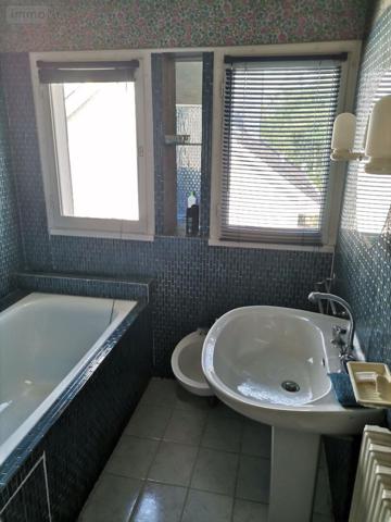 Maison à vendre à Montfort-sur-Meu en Ille-et-Vilaine (35160), ref : 048-V1214M