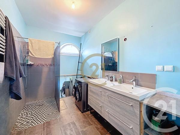 Appartement F5 à vendre  5 pièces - 111,67 m2 GIROMAGNY - 90