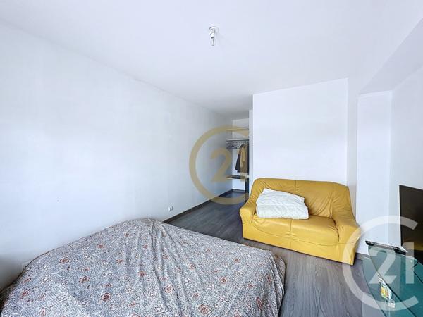 Appartement F5 à vendre  5 pièces - 111,67 m2 GIROMAGNY - 90