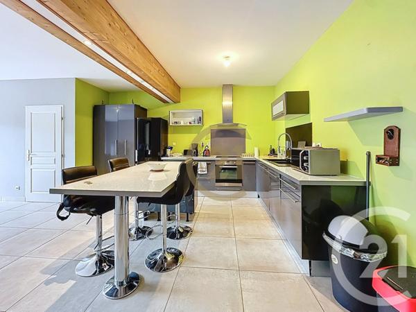 Appartement F5 à vendre  5 pièces - 111,67 m2 GIROMAGNY - 90