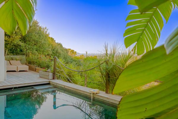 Villa contemporaine avec vue panoramique et espace bien-être