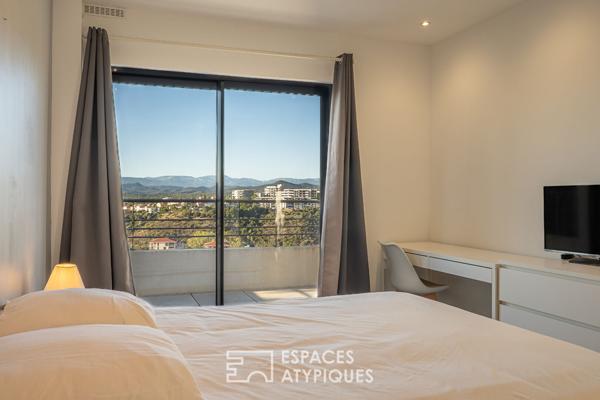 Villa contemporaine avec vue panoramique et espace bien-être