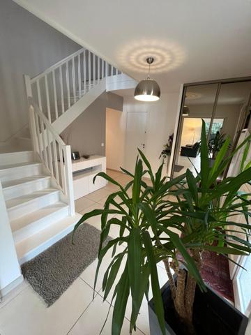 Gif-sur-Yvette (91190) Grande maison familiale avec jardin arboré – Gif-sur-Yvette, impasse calme