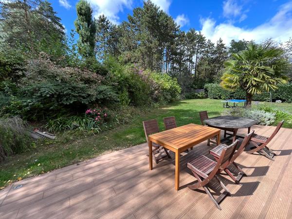 Gif-sur-Yvette (91190) Grande maison familiale avec jardin arboré – Gif-sur-Yvette, impasse calme