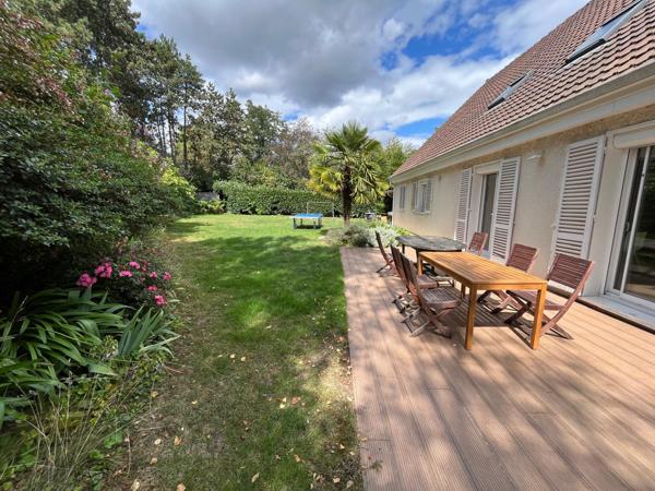 Gif-sur-Yvette (91190) Grande maison familiale avec jardin arboré – Gif-sur-Yvette, impasse calme