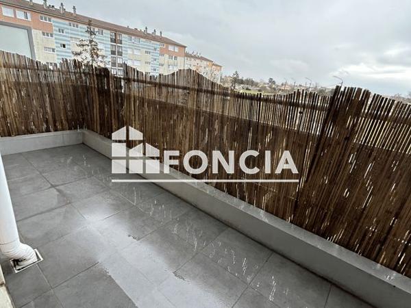 Location Appartement 4 pièces 103.06 m² - BAT A - PORTE 22 Niort 79000