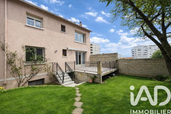 Maison à vendre 8 pièces 177 m² Vitry-sur-Seine