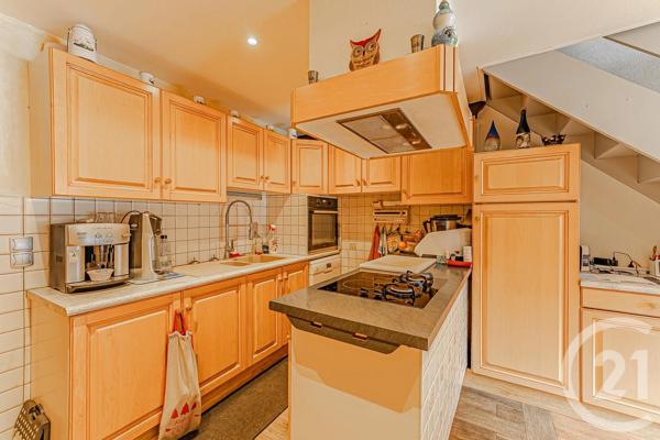 Appartement F3 à vendre  3 pièces - 47 m 2   THOLLON LES MEMISES  - 74