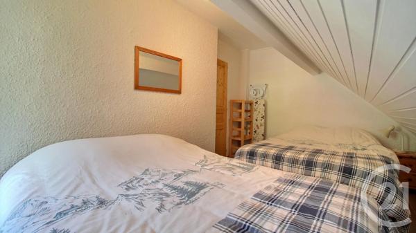 Appartement F3 à vendre  3 pièces - 47 m 2   THOLLON LES MEMISES  - 74