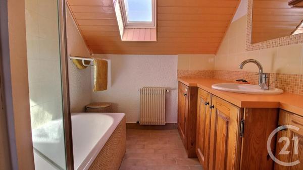 Appartement F3 à vendre  3 pièces - 47 m 2   THOLLON LES MEMISES  - 74