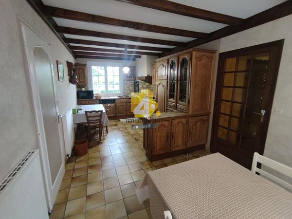 Maison - 8 pièces - 159 m²