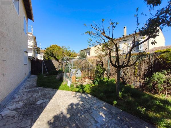 Maison à vendre à Arles dans les Bouches-du-Rhône (13280), ref : 075/202   
RAPHELE LES ARLES