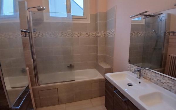 Appartement à louer    4 pièces •  Compiègne