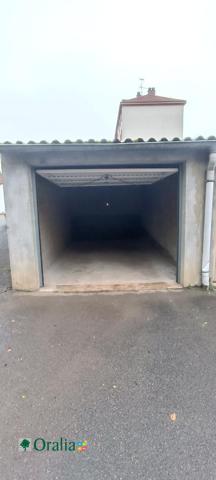 Parking · Location Dijon (21000)