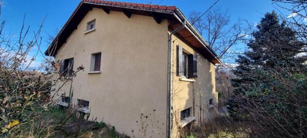 COQUETTE MAISON INDIVIDUELLE SUR AUZAT LA COMBELLE