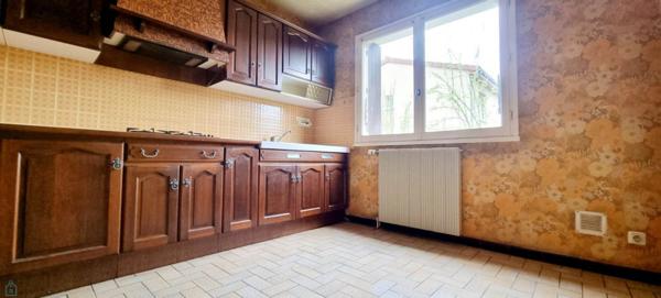 COQUETTE MAISON INDIVIDUELLE SUR AUZAT LA COMBELLE