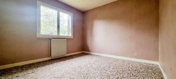 COQUETTE MAISON INDIVIDUELLE SUR AUZAT LA COMBELLE