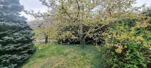 COQUETTE MAISON INDIVIDUELLE SUR AUZAT LA COMBELLE