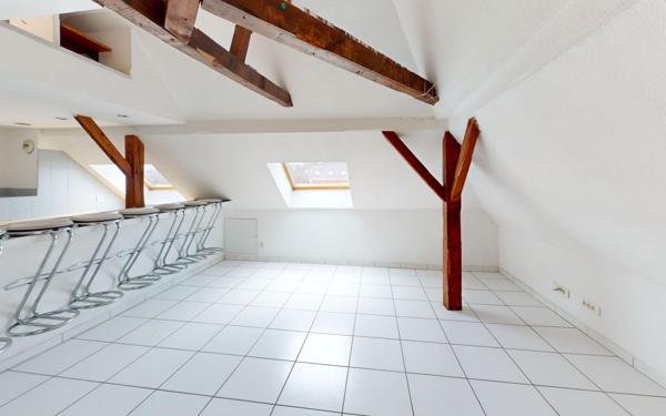 Appartement à vendre    1 pièce • 34 m2 Danjoutin