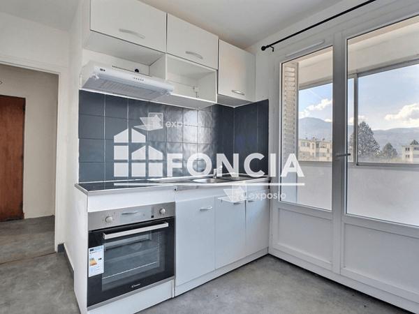 Location Appartement 4 pièces 60.35 m² - LES GLAIEULS Saint Martin D Heres 38400
