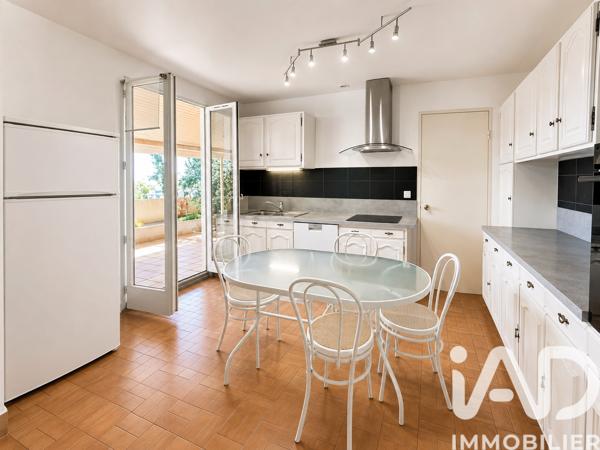 Maison à vendre 5 pièces 160 m² Villeneuve-lès-Avignon