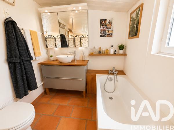 Maison à vendre 5 pièces 160 m² Villeneuve-lès-Avignon